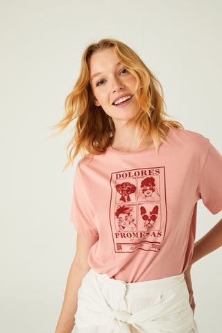 Camiseta rosa "Dolores y amigos"